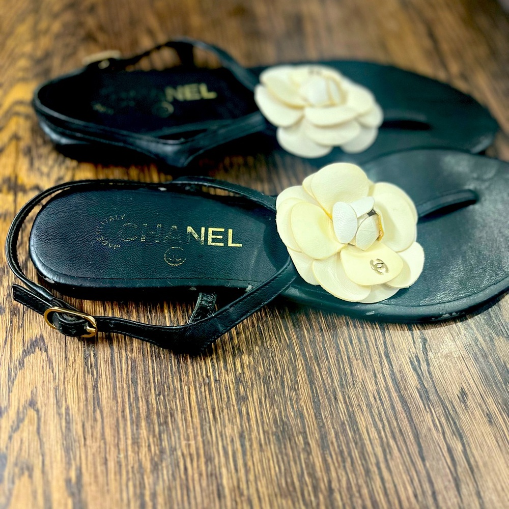 Much loved Chanel camellia sandals size 40